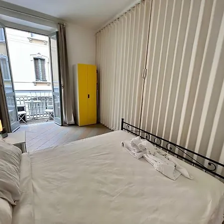 Porta Romana Railing *